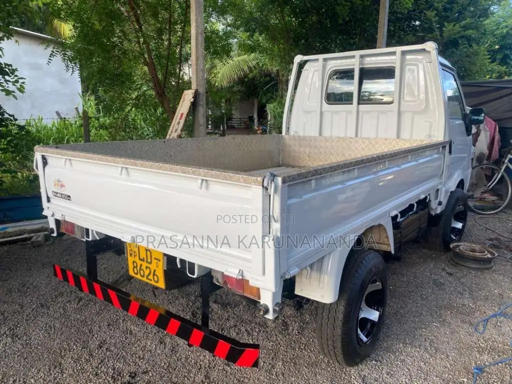 Mazda Sinha Muna 2002 Lorry Unregistered (Recondition)