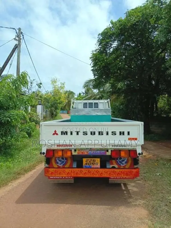 Mitsubishi Canter 1992 Lorry (Used)