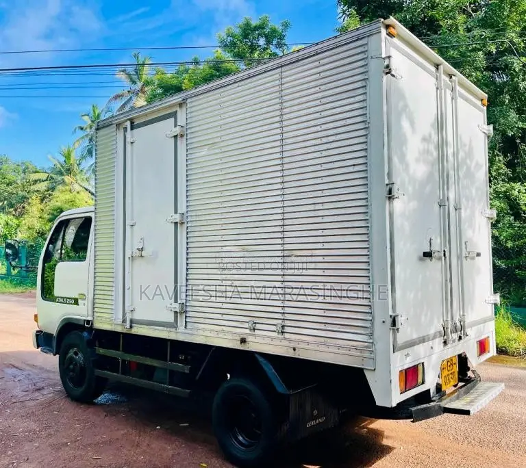 Nissan Atlas 2000 Lorry (Used)