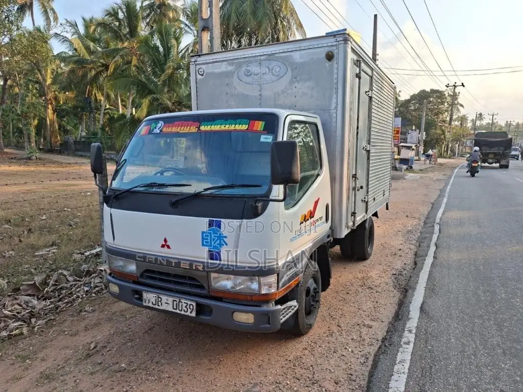 Mitsubishi Canter 2000 Lorry (Used)