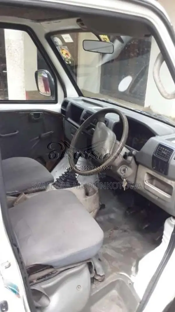Mitsubishi MiniCab 2003 Lorry (Used)