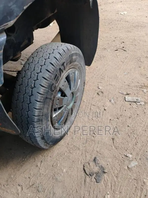 Mahindra Maxximo 2011 Lorry (Used)