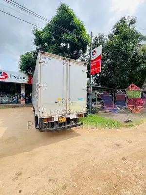 Isuzu ELF 1991 Lorry (Used)