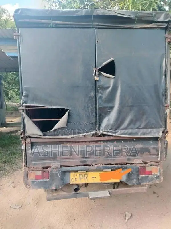 Mahindra Maxximo 2011 Lorry (Used)