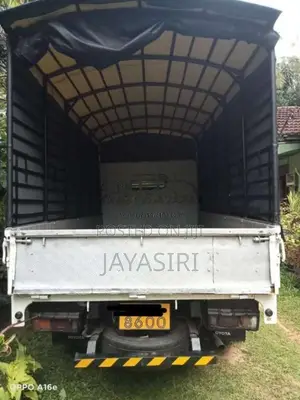 Toyota Dyna 1994 Lorry (Used)