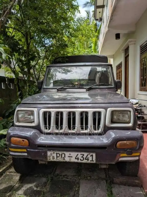 Mahindra Mahindra 2011 Lorry (Used)