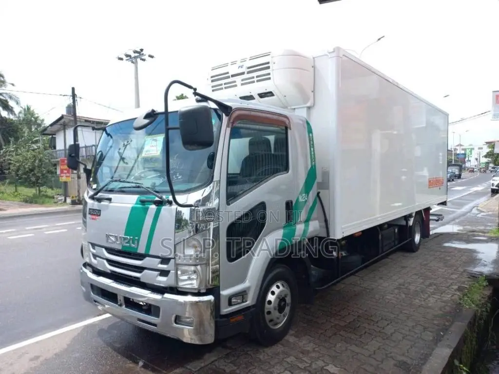 Isuzu Forward 2017 Lorry Unregistered (Recondition)