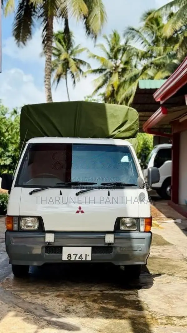 Mitsubishi Delica 1991 Lorry (Used)