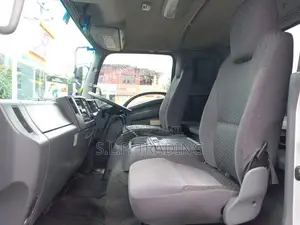 Isuzu Forward 2017 Lorry Unregistered (Recondition)