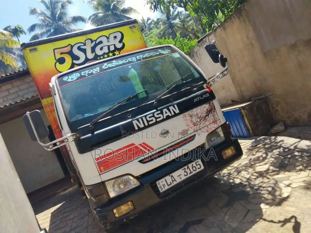 Nissan Atlas 2004 Lorry (Used)