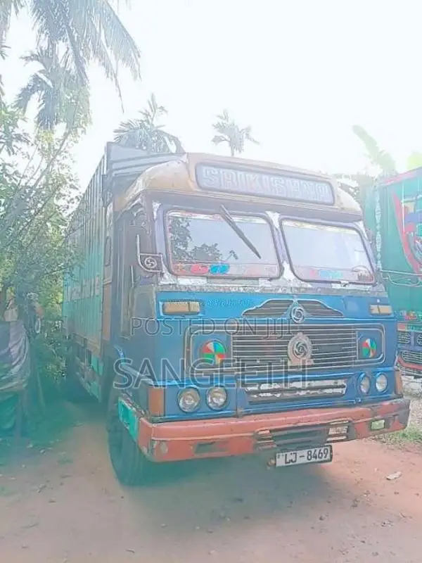 Ashok-Leyland 1613 2010 Lorry (Used)