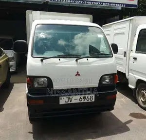 Mitsubishi Mini 1999 Lorry (Used)