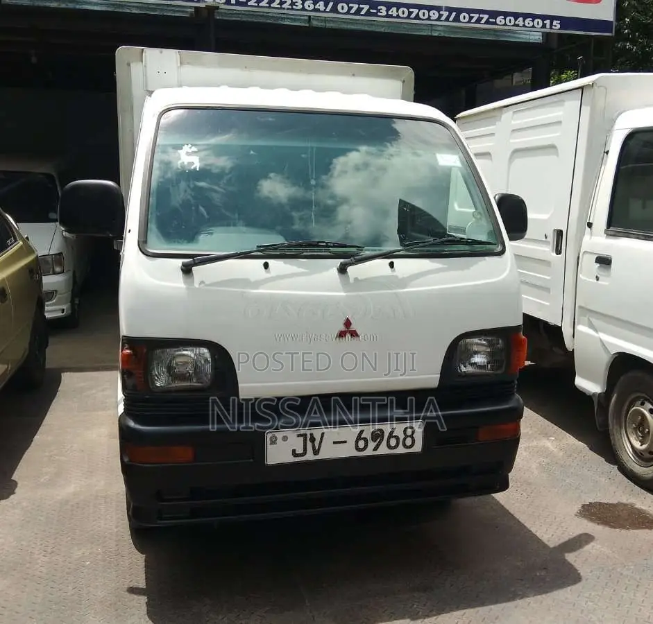 Mitsubishi Mini 1999 Lorry (Used)