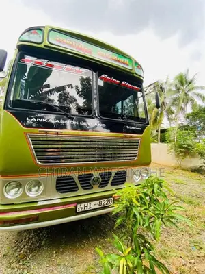 Ashok-Leyland Comet 2003 Lorry (Used)