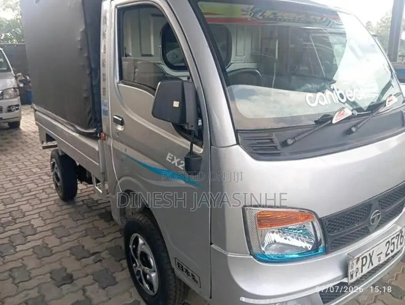 Tata Dimo Batta 2014 Lorry (Used)
