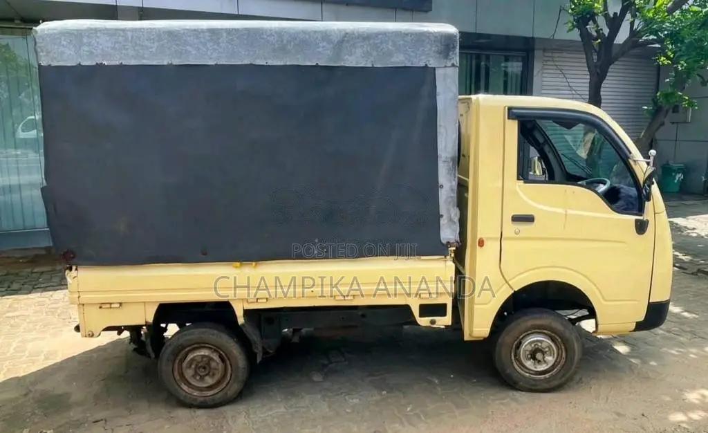 Tata Dimo Batta 2009 Lorry (Used)