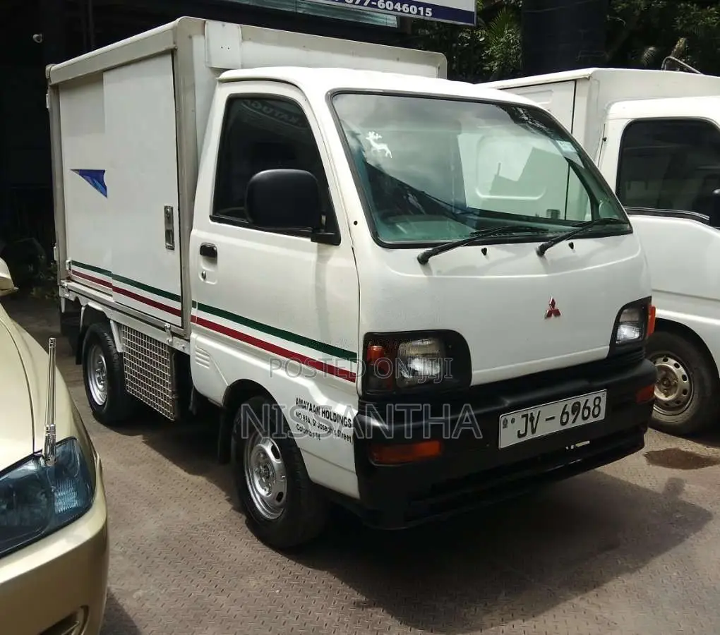Mitsubishi Mini 1999 Lorry (Used)