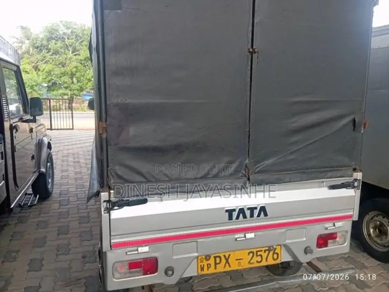 Tata Dimo Batta 2014 Lorry (Used)