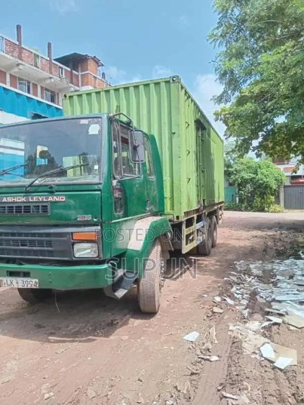 Ashok-Leyland 2516 2010 Lorry (Used)
