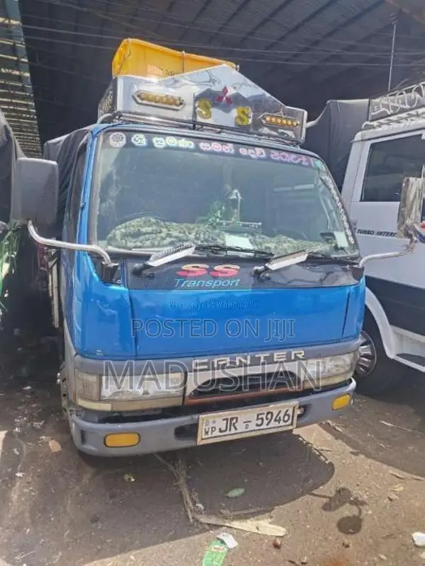 Mitsubishi Canter 2005 Lorry (Used)