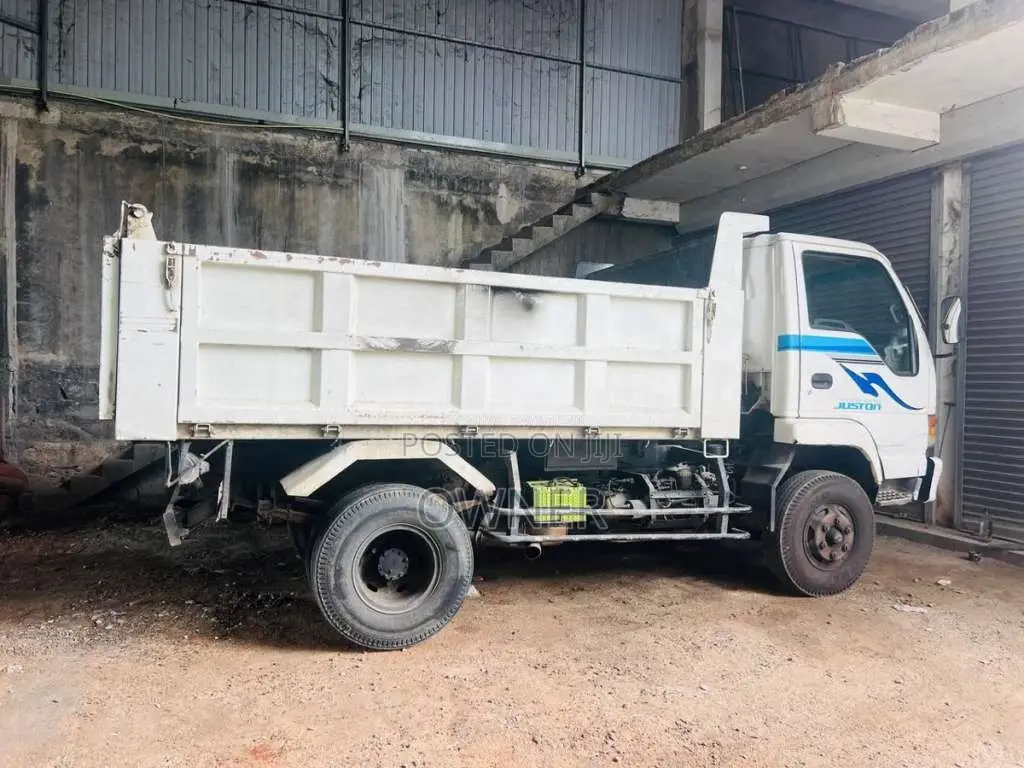 Isuzu Juston 2003 Lorry (Used)