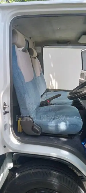 Isuzu 150 1990 Lorry (Used)