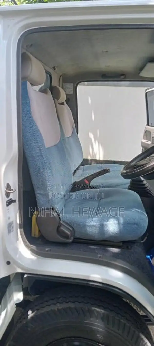 Isuzu 150 1990 Lorry (Used)