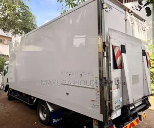 Isuzu NPR ELF Freezer 2019 Lorry Unregistered (Recondition)