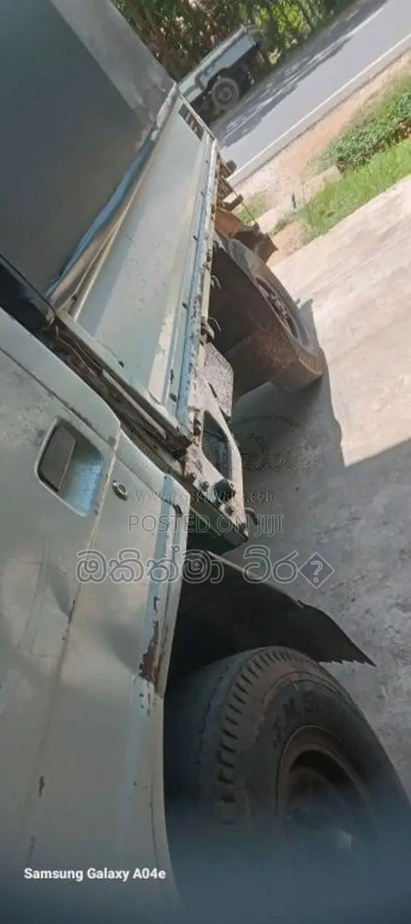 Isuzu 10.5 NHR 1993 Lorry (Used)
