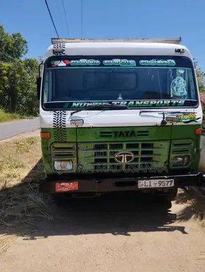 Tata Tipper 2011 Lorry (Used)