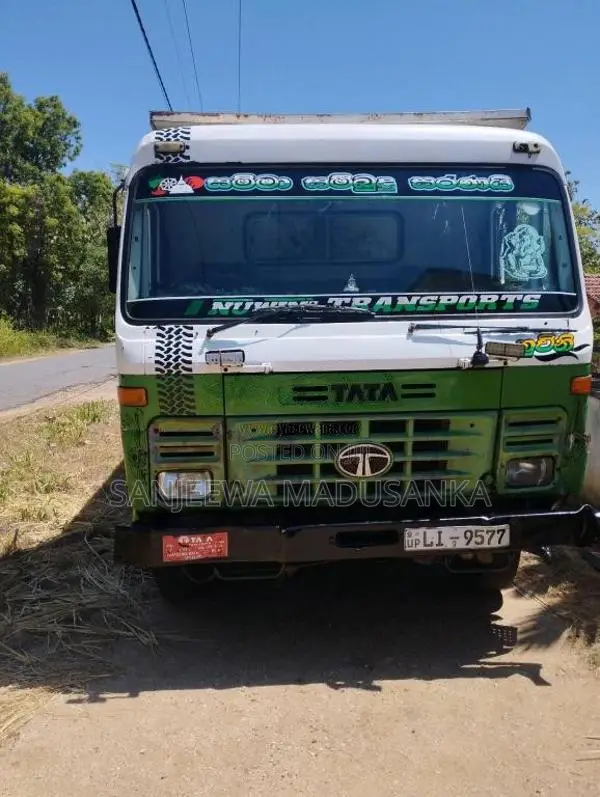 Tata Tipper 2011 Lorry (Used)