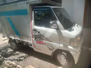 Mitsubishi MiniCab 2002 Lorry (Used)