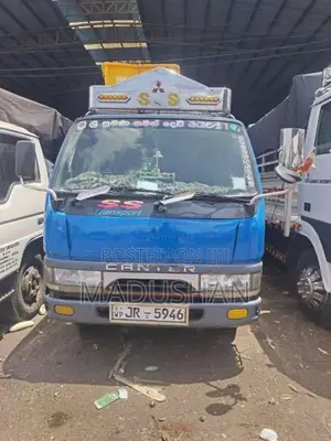 Mitsubishi Canter 2005 Lorry (Used)