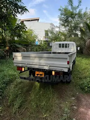Isuzu ELF 350 1989 Lorry (Used)
