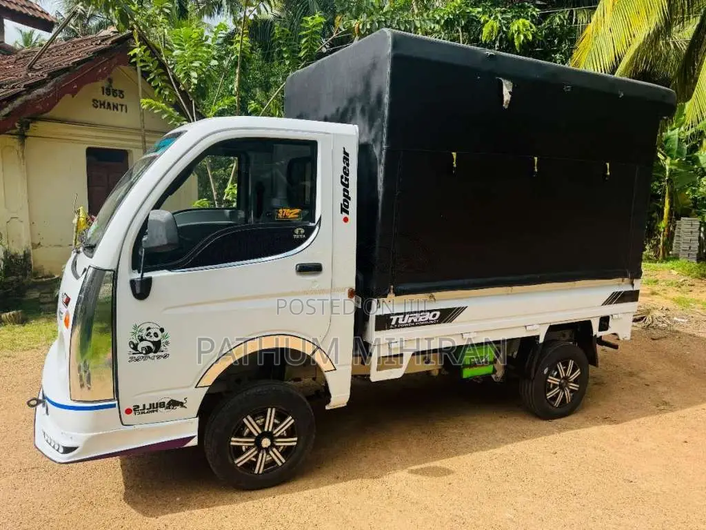 Tata Dimo Batta 2006 Lorry (Used)