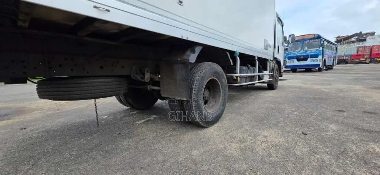 Isuzu Freezer 2015 Lorry (Used)