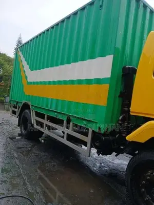 Ashok-Leyland Tusker 2012 Lorry (Used)