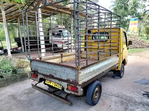 Tata Dimo Batta 2010 Lorry (Used)