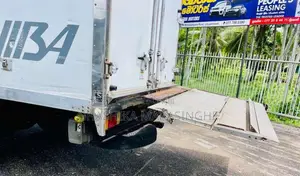 Isuzu Freezer 14.5 2005 Lorry (Used)
