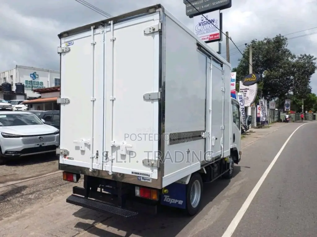Isuzu ELF 2018 Lorry Unregistered (Recondition)