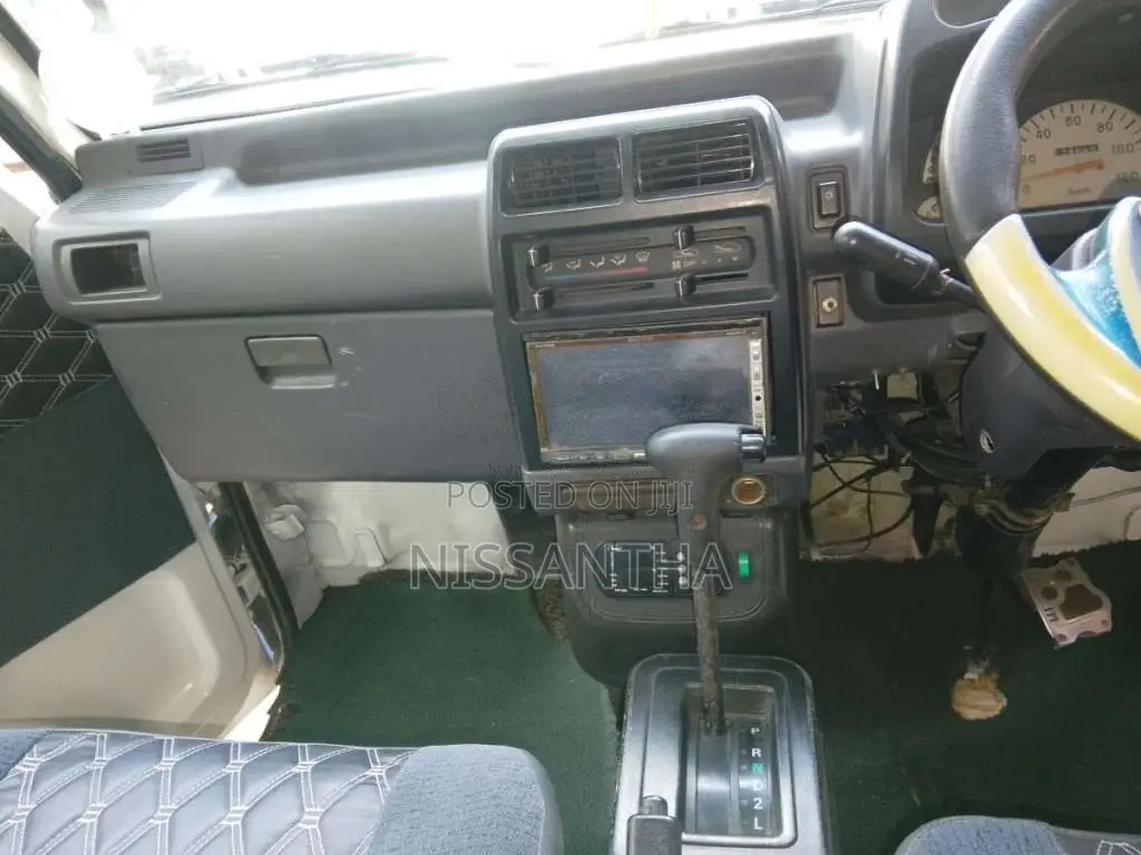 Mitsubishi Mini 1999 Lorry (Used)