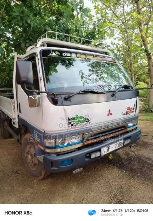Mitsubishi Canter 2004 Lorry (Used)