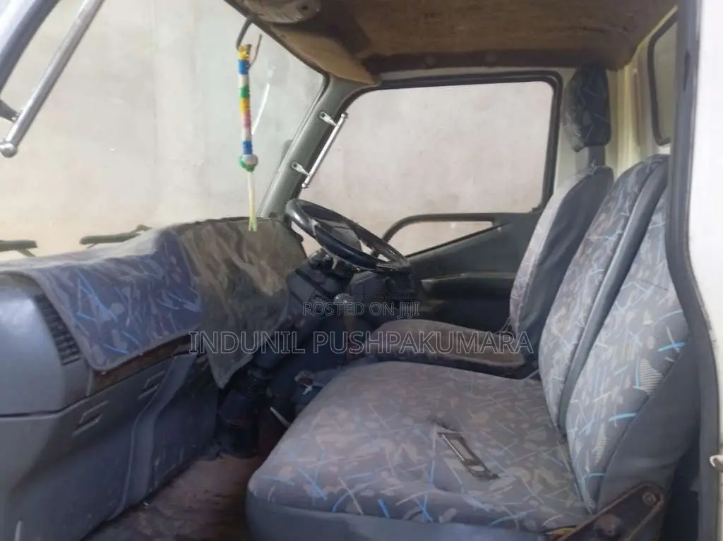 Mitsubishi Canter 1999 Lorry (Used)