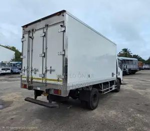 Isuzu Freezer 2015 Lorry (Used)
