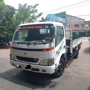 Toyota Dyna Boom Truck 2003 Lorry (Used)