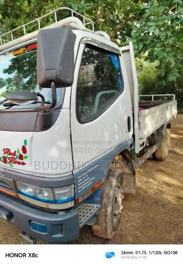 Mitsubishi Canter 2004 Lorry (Used)