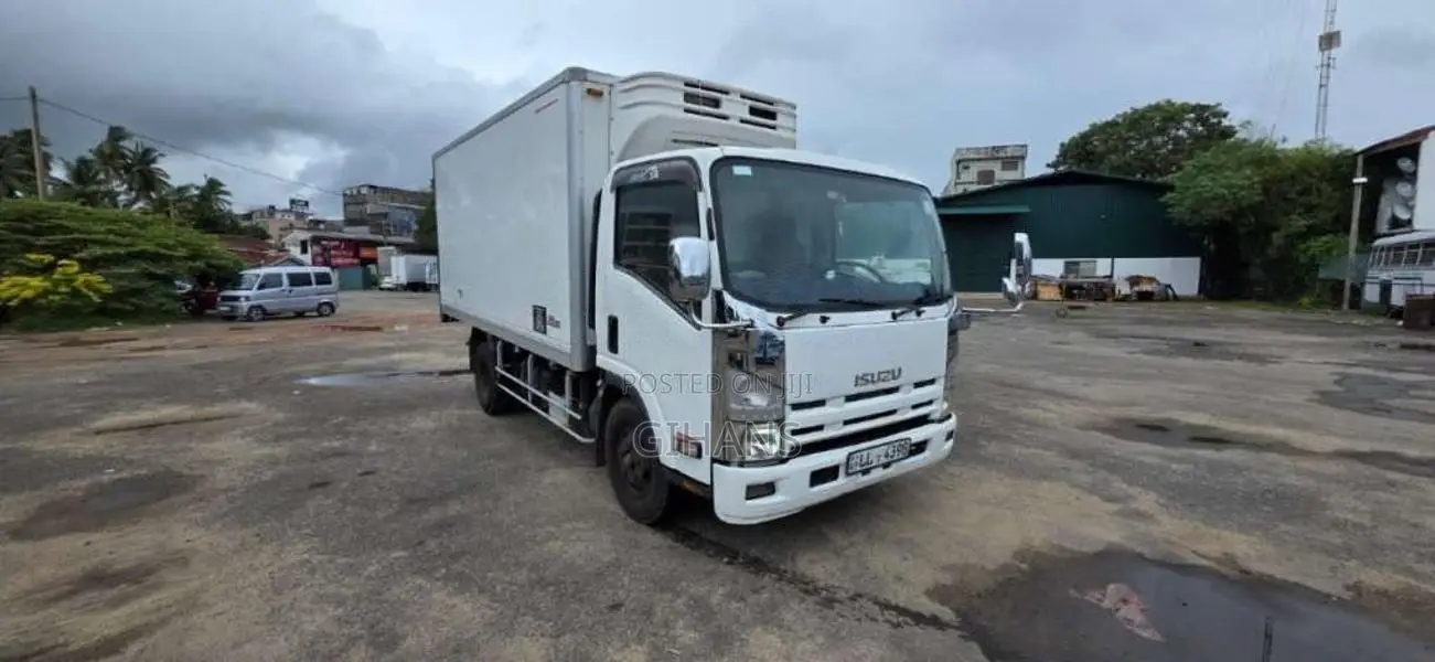 Isuzu Freezer 2015 Lorry (Used)