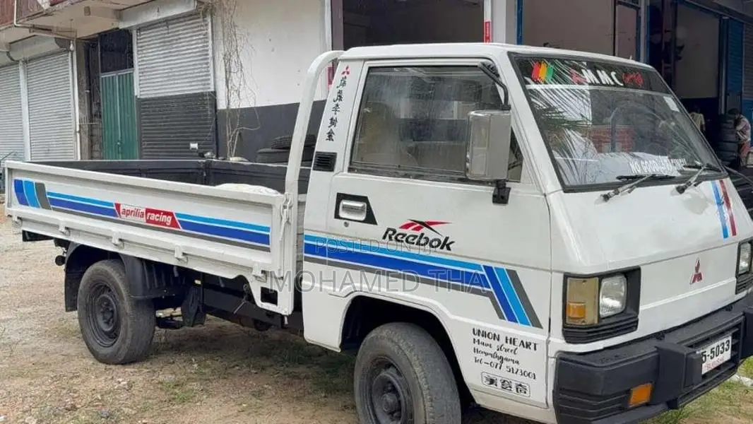 Mitsubishi L300 1980 Lorry (Used)