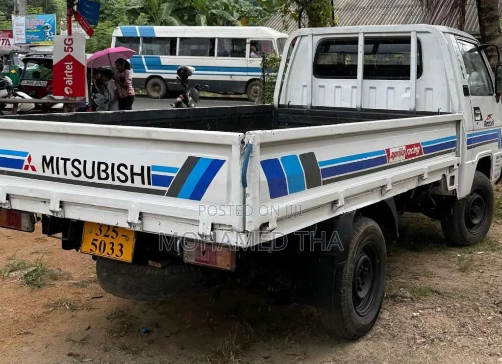 Mitsubishi L300 1980 Lorry (Used)