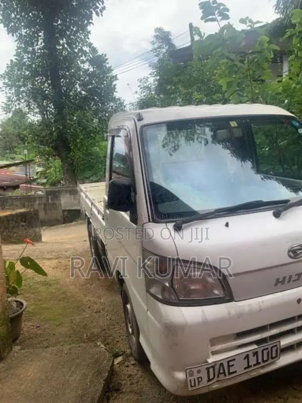 Daihatsu Hijet 2014 Lorry (Used)